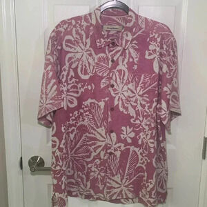 Tommy Bahama short, sleeved men’s silk button-down shirt size large